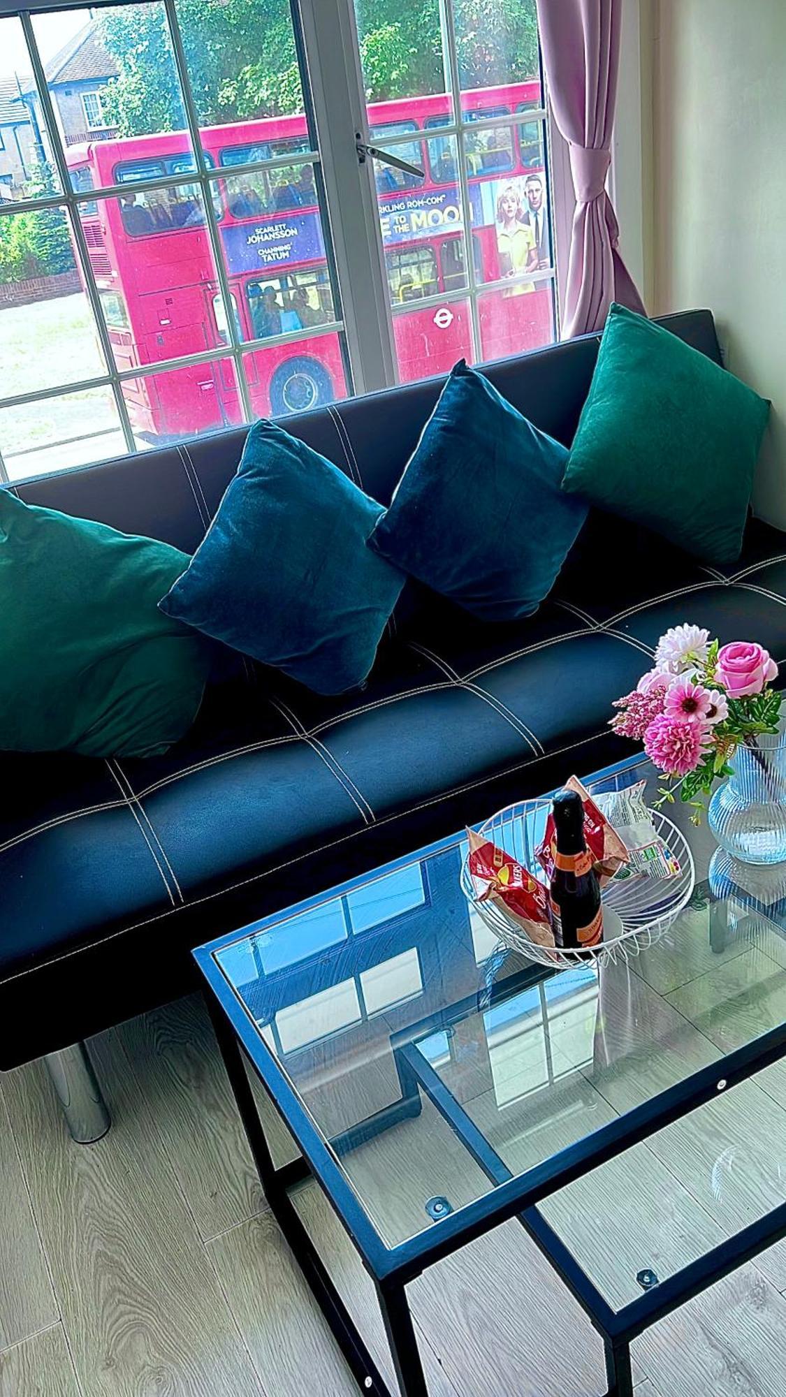 شقة Cosy Private Flat In London, Free Parking On Premise Carshalton المظهر الخارجي الصورة