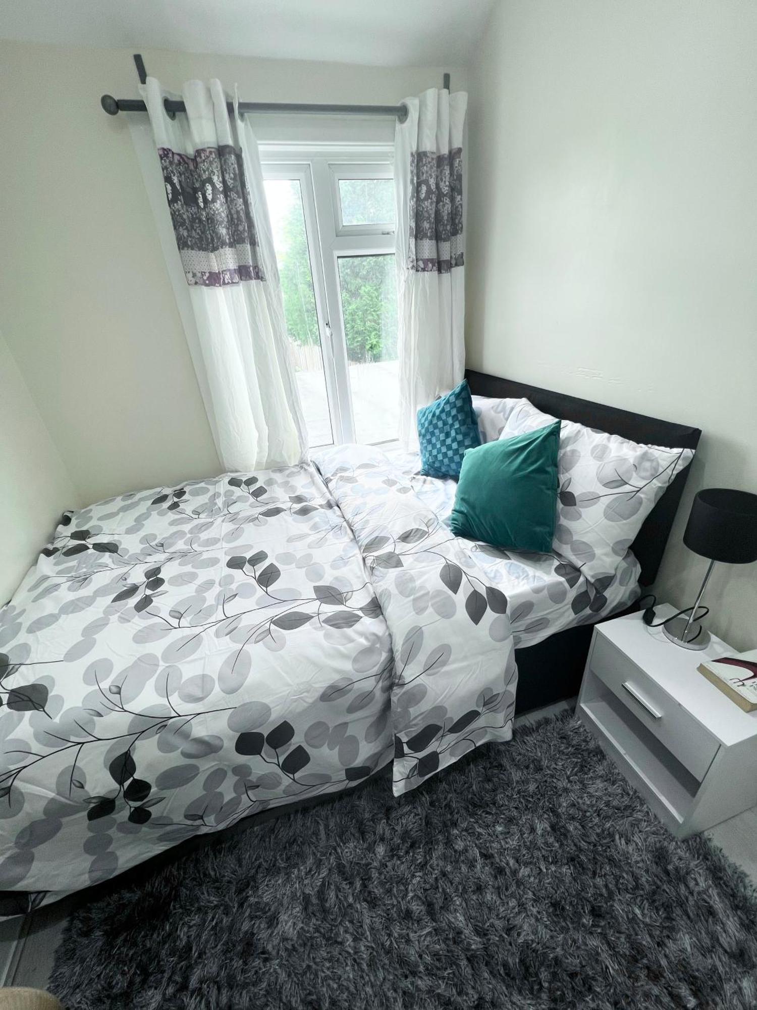 شقة Cosy Private Flat In London, Free Parking On Premise Carshalton المظهر الخارجي الصورة