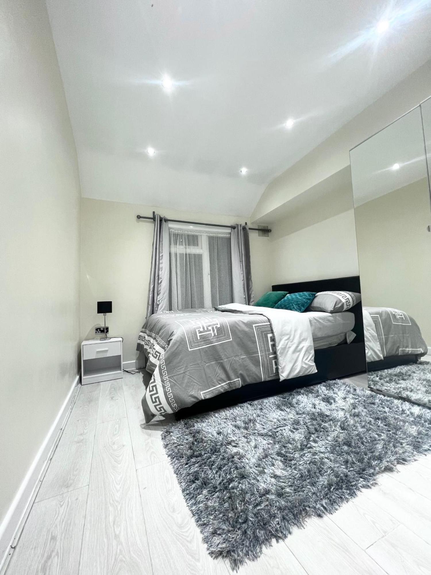 شقة Cosy Private Flat In London, Free Parking On Premise Carshalton المظهر الخارجي الصورة